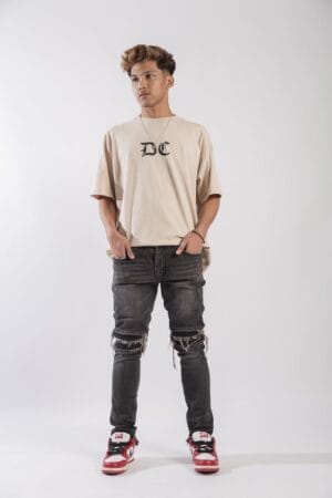 Washed Patch Zip Jeans