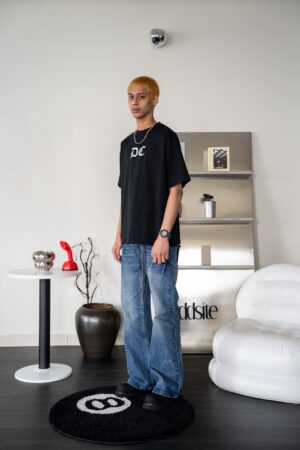 Lightning Clean Fit Jeans